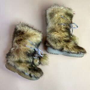 Colin Stuart Faux Fur Pom Pom Boots - Size 9